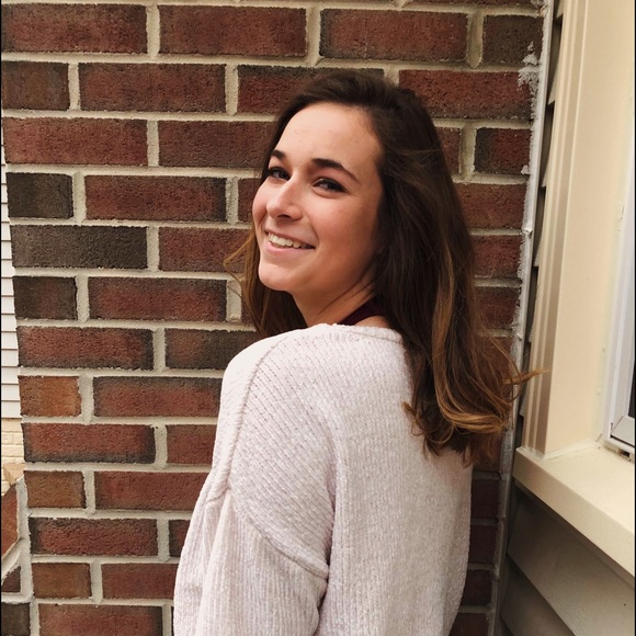 Meet your Posher, Carol - Picture 1 of 1